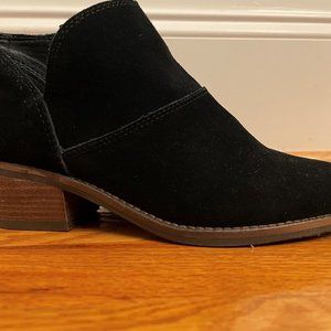 Lucky Brand Fenley Black Suede Ankle Booties Sz 6